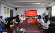 学院召开研究生座谈会