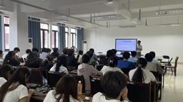 学院赴蚌埠学院开展2027年研究生招生宣讲